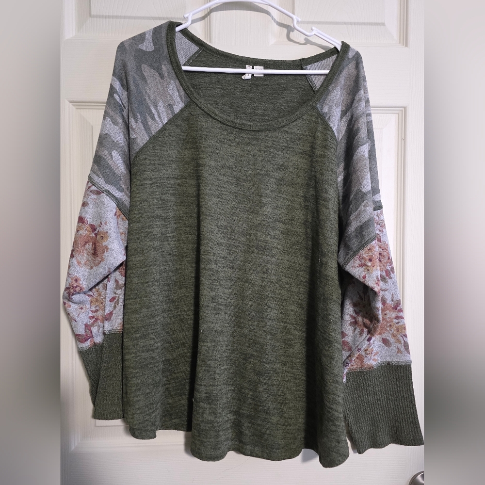 Floral Sleeve Olive Green Women's Sweatshirt